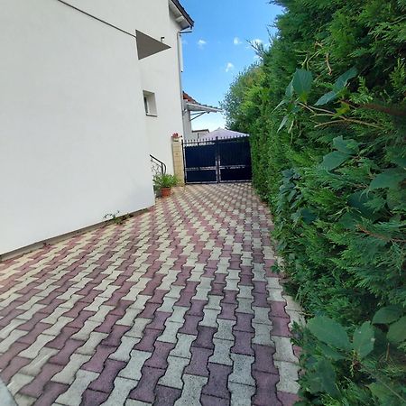 Appartement meublé avec deux chambres Moulins  Esterno foto